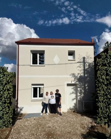 🔑 Félicitations aux propriétaires de cette jolie maison de 75m² , inspirée du modèle ATRIA

📍 Secteur Bussy Saint Georges et alentours :
Contactez Thierry...