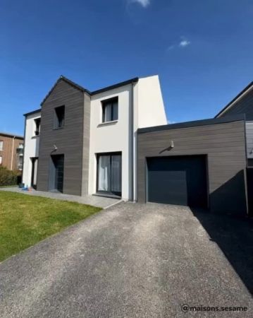🔑 Félicitations aux propriétaires de cette jolie maison de 120m², inspirée du modèle EMERAUDE avec garage accolé.

📍 Secteur Bussy Saint Georges et...